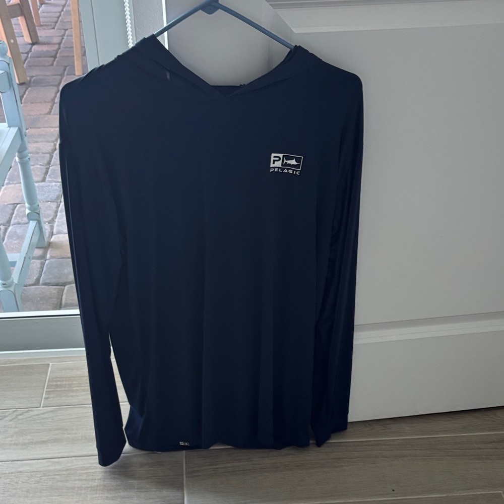 Pelagic Men's Navy Long-Sleeve Hooded Performance Shirt
